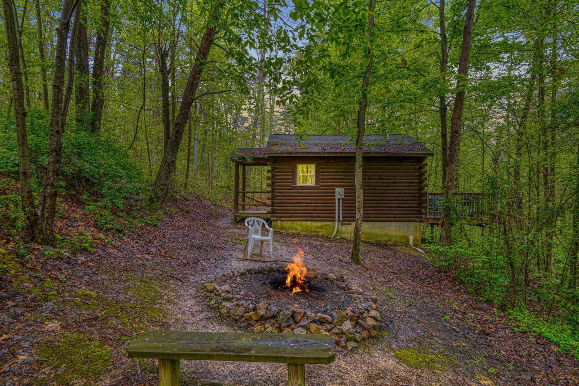 Blue Rose Cabins - Wildwoods Cabin Logan Kültér fotó